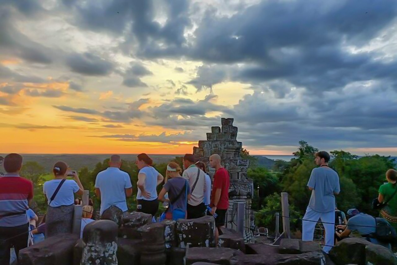 Siem Reap: 2-Day Angkor Wat Sunrise & Sunset Discovery