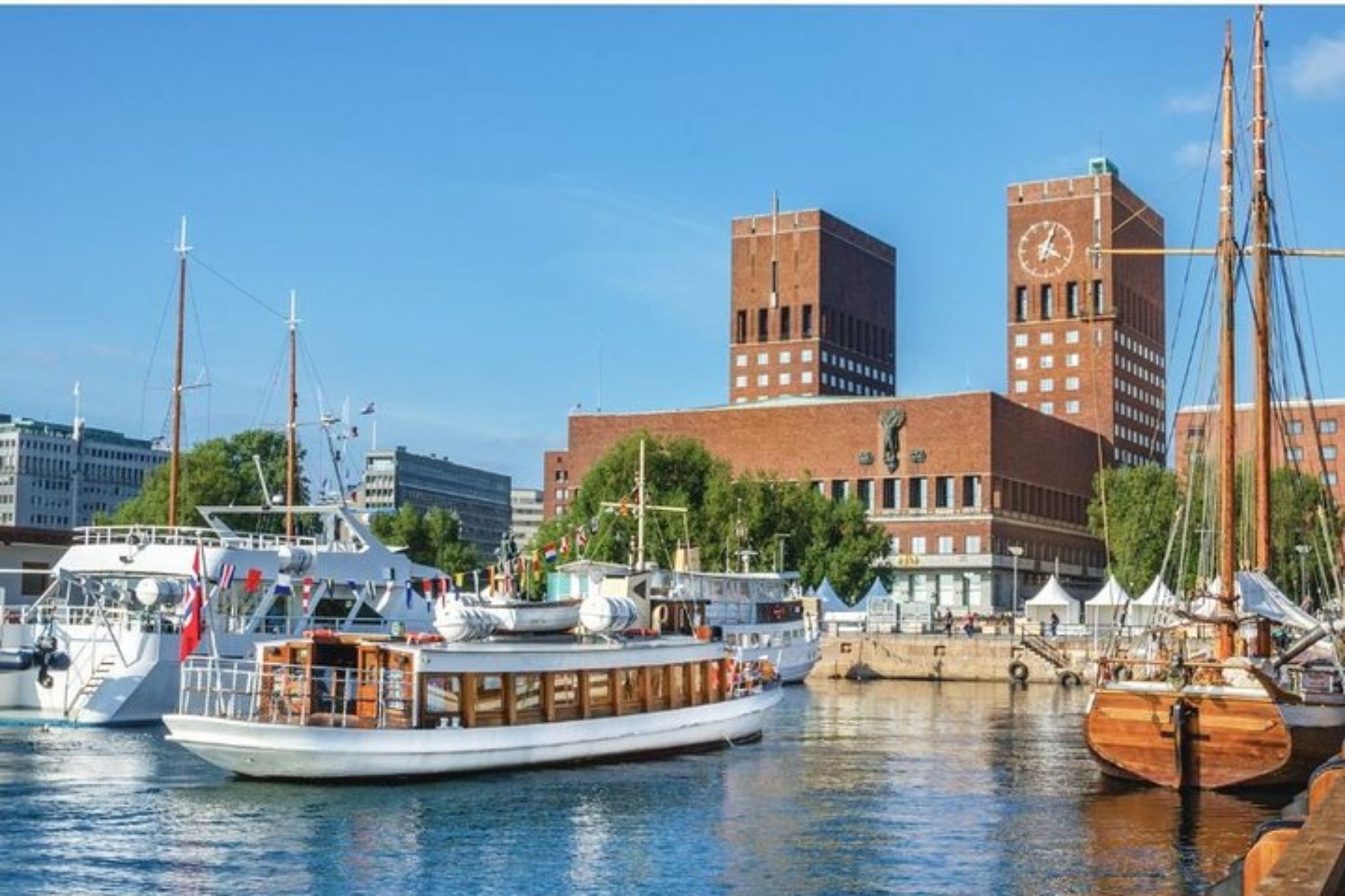 Private Oslo Walking Tour with Local Guide