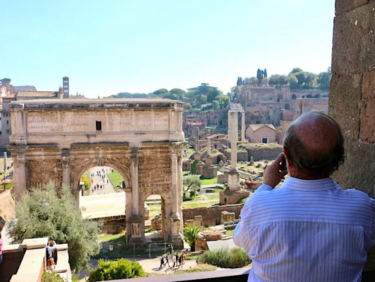 Colosseum Arena Floor, Forum & Palatine Hill Guided Experience