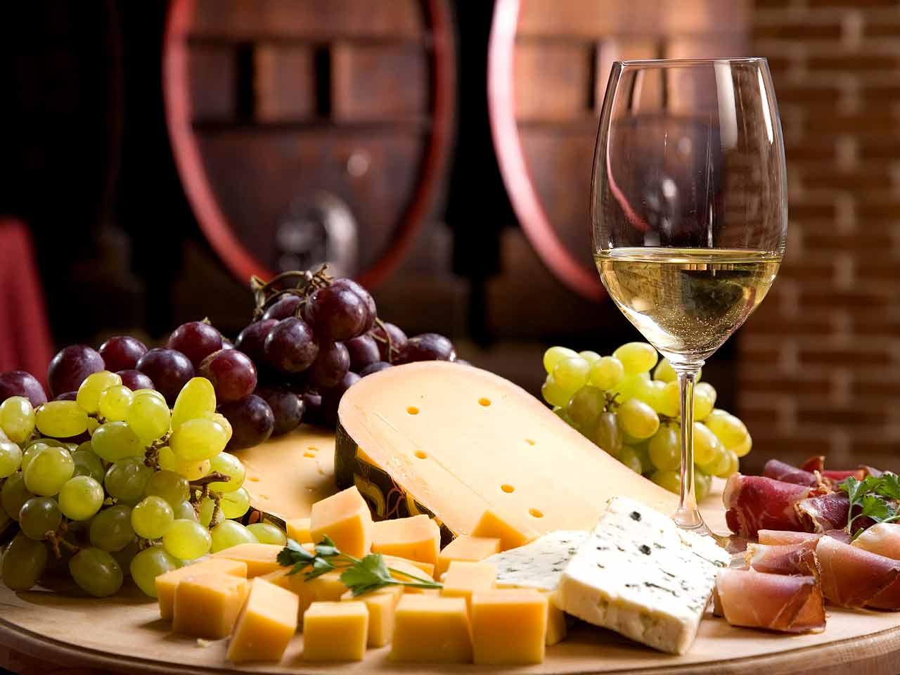 Etna Wine Tasting & Scenic Villages Tour from Taormina