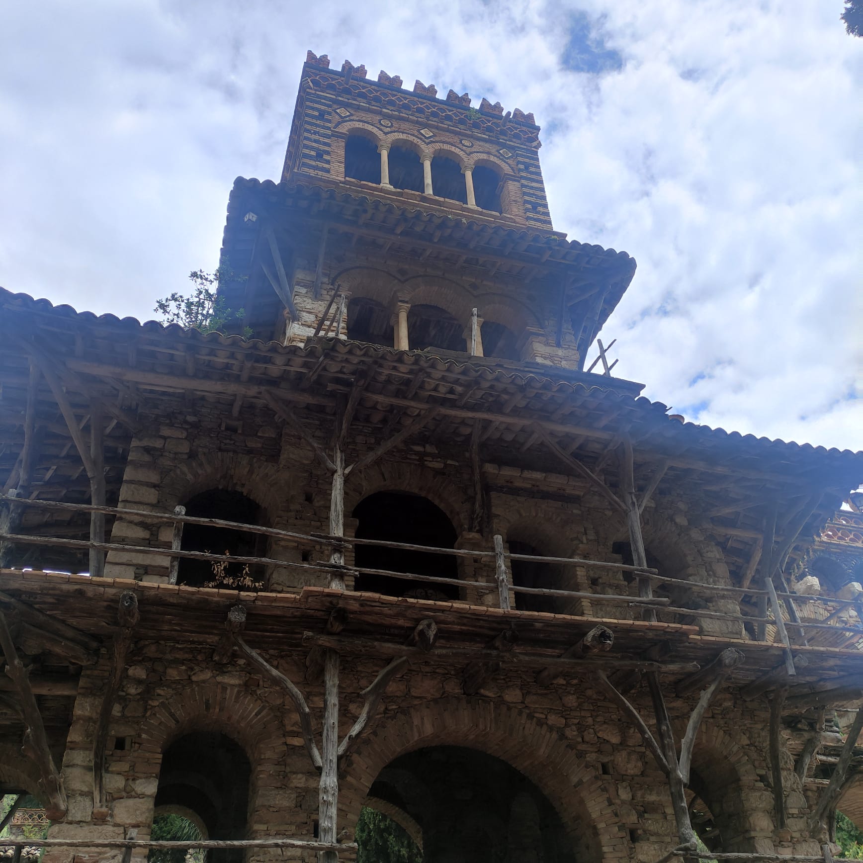 Private Taormina Walking Tour & Ancient Theater Experience