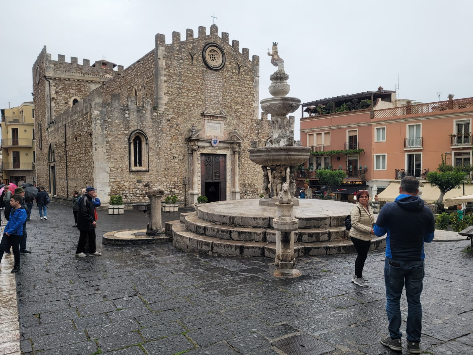 Private Taormina Walking Tour & Ancient Theater Experience