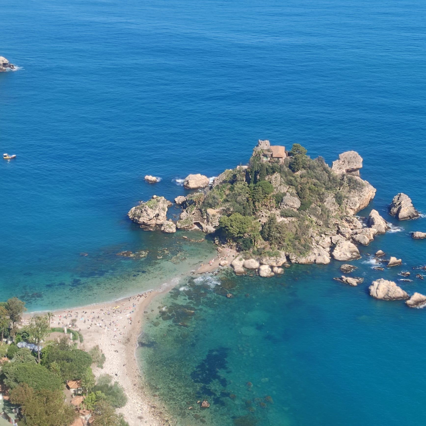 Private Taormina Walking Tour & Ancient Theater Experience