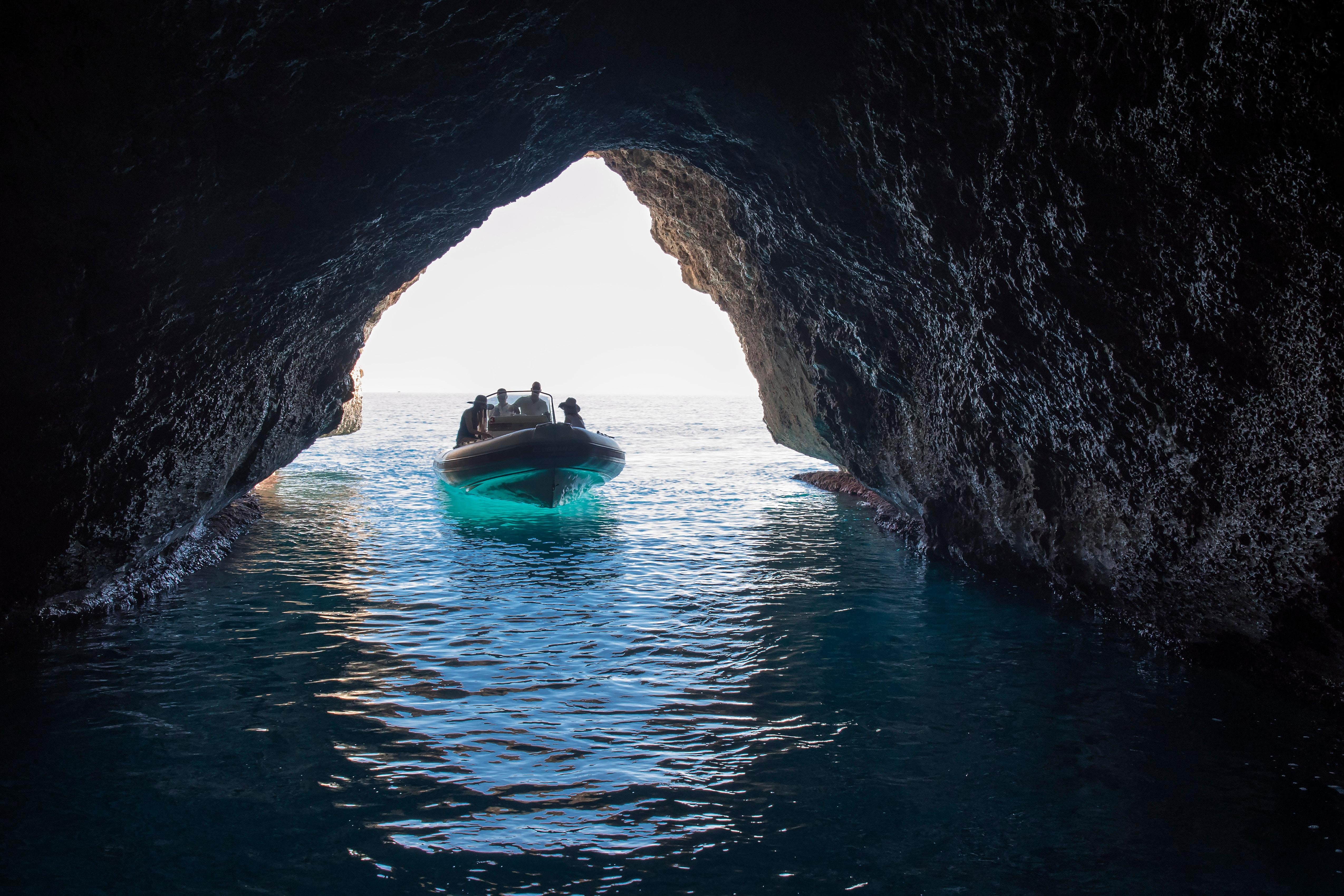 Cala Gonone: Private Dinghy Tour of the Gulf of Orosei