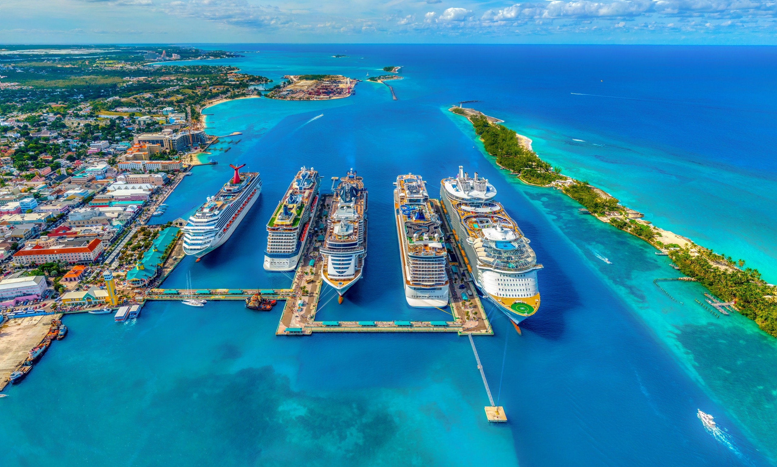 Bimini Island Express: Roundtrip Ferry & Miami Transfers