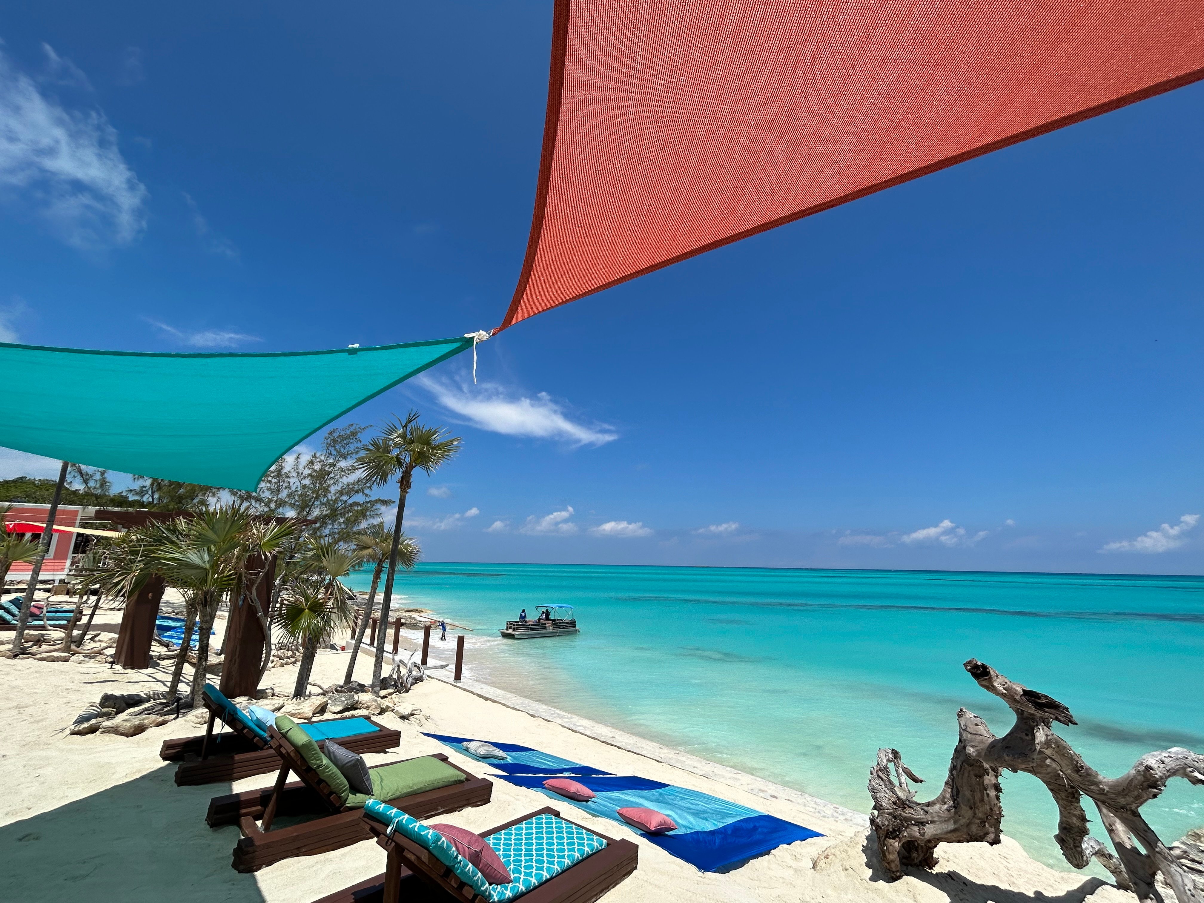Nassau Powerboat Adventure: Snorkeling, Green Cay Turtles & Private Beach Club