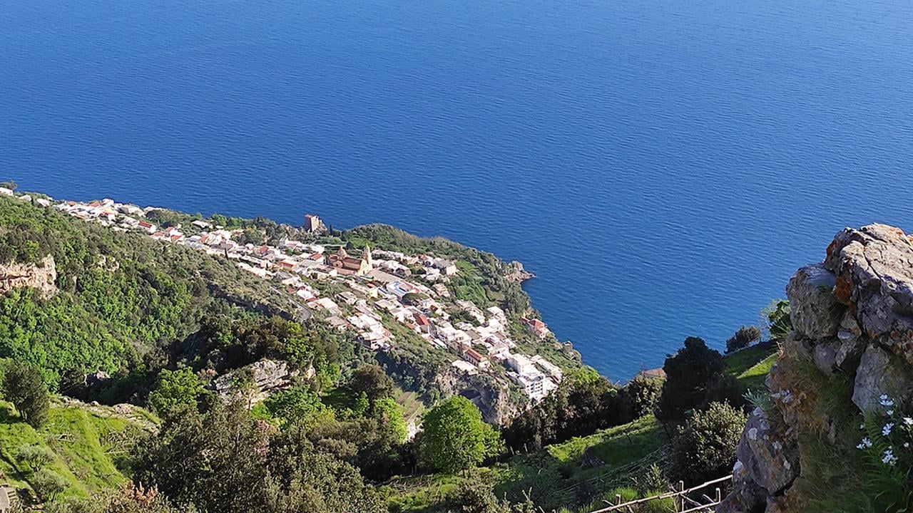 Path of the Gods Guided Hike from Sorrento with Local Tasting