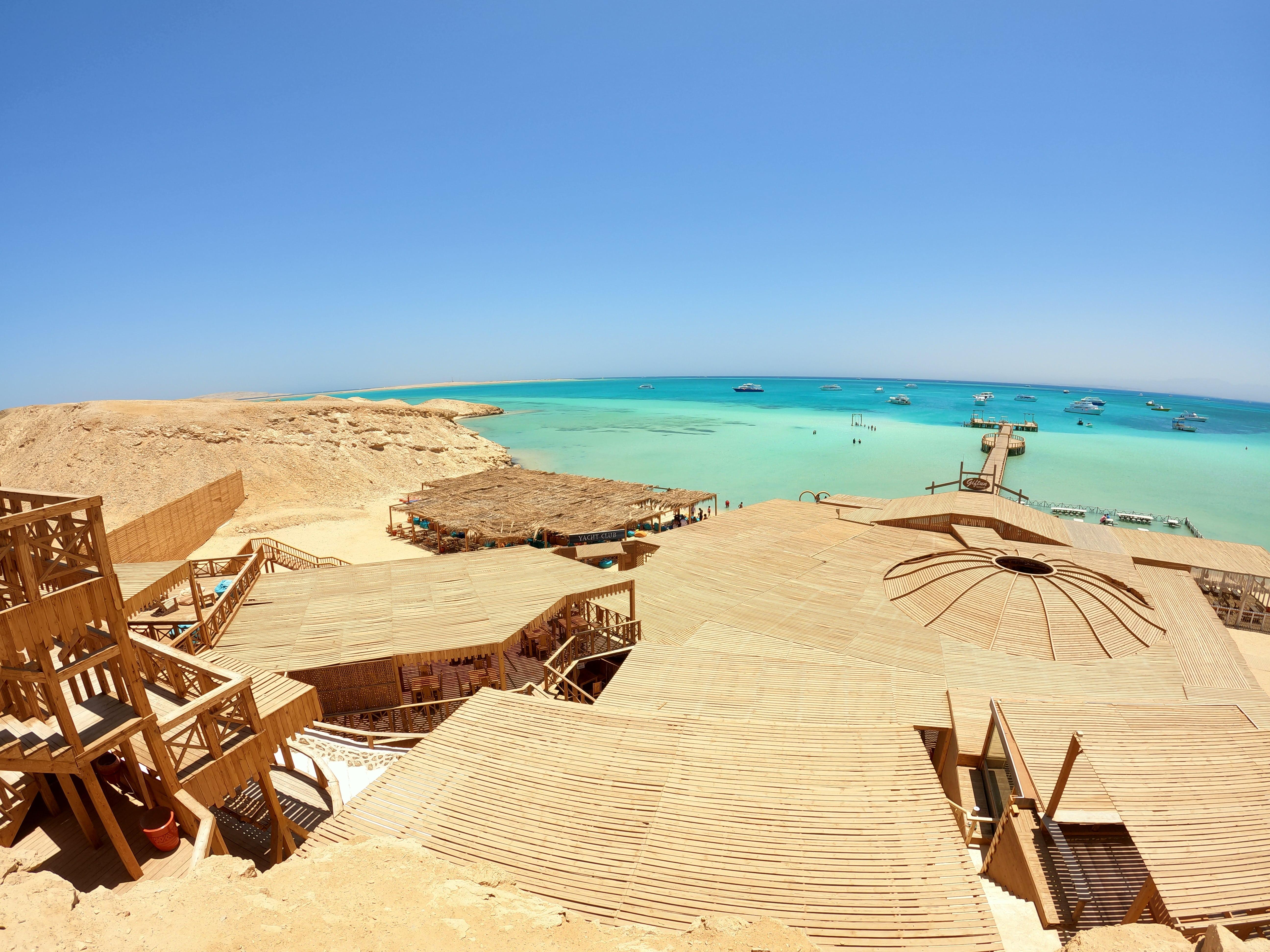 Hurghada: Orange Bay Boat Trip with Massage, Snorkeling & Lunch
