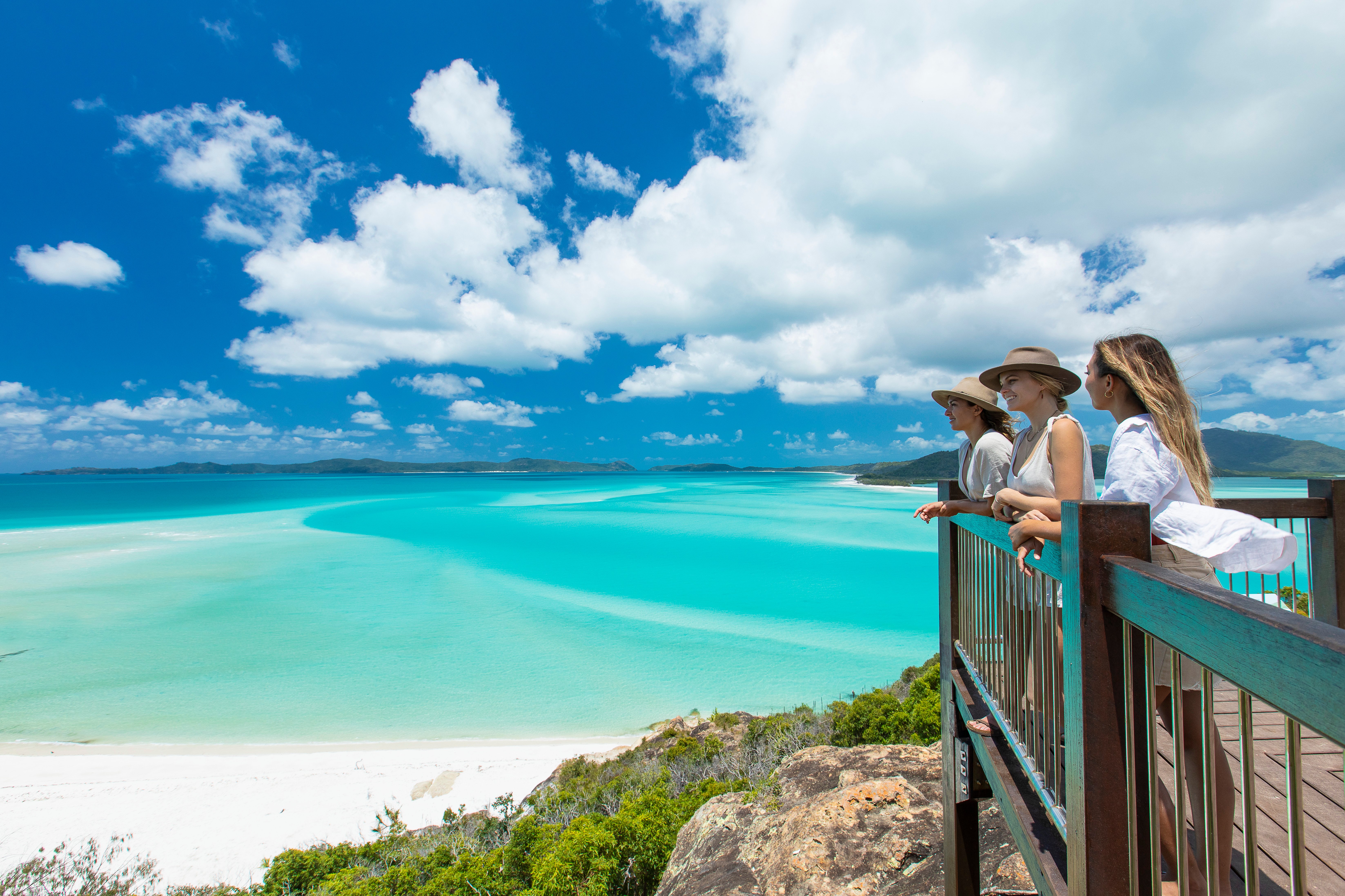 Airlie Beach: Great Barrier Reef & Whitehaven Beach Speedboat Day Tour