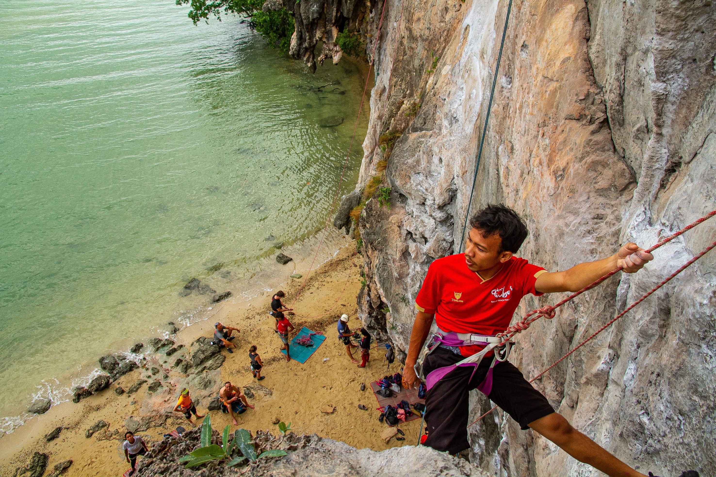 Krabi Railay Beach Full-Day Rock Climbing Course
