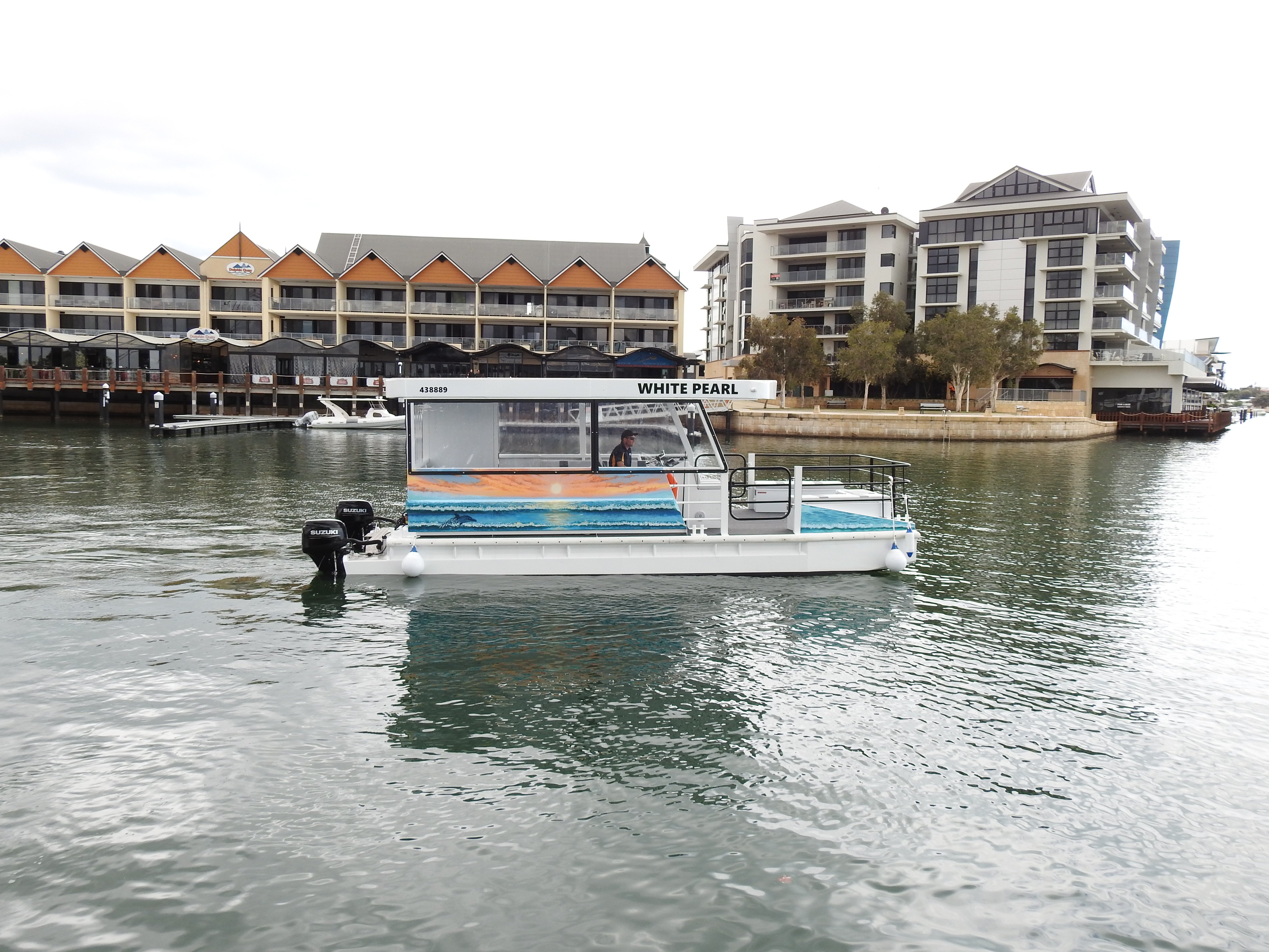 Mandurah Dolphin & Waterways Cruise