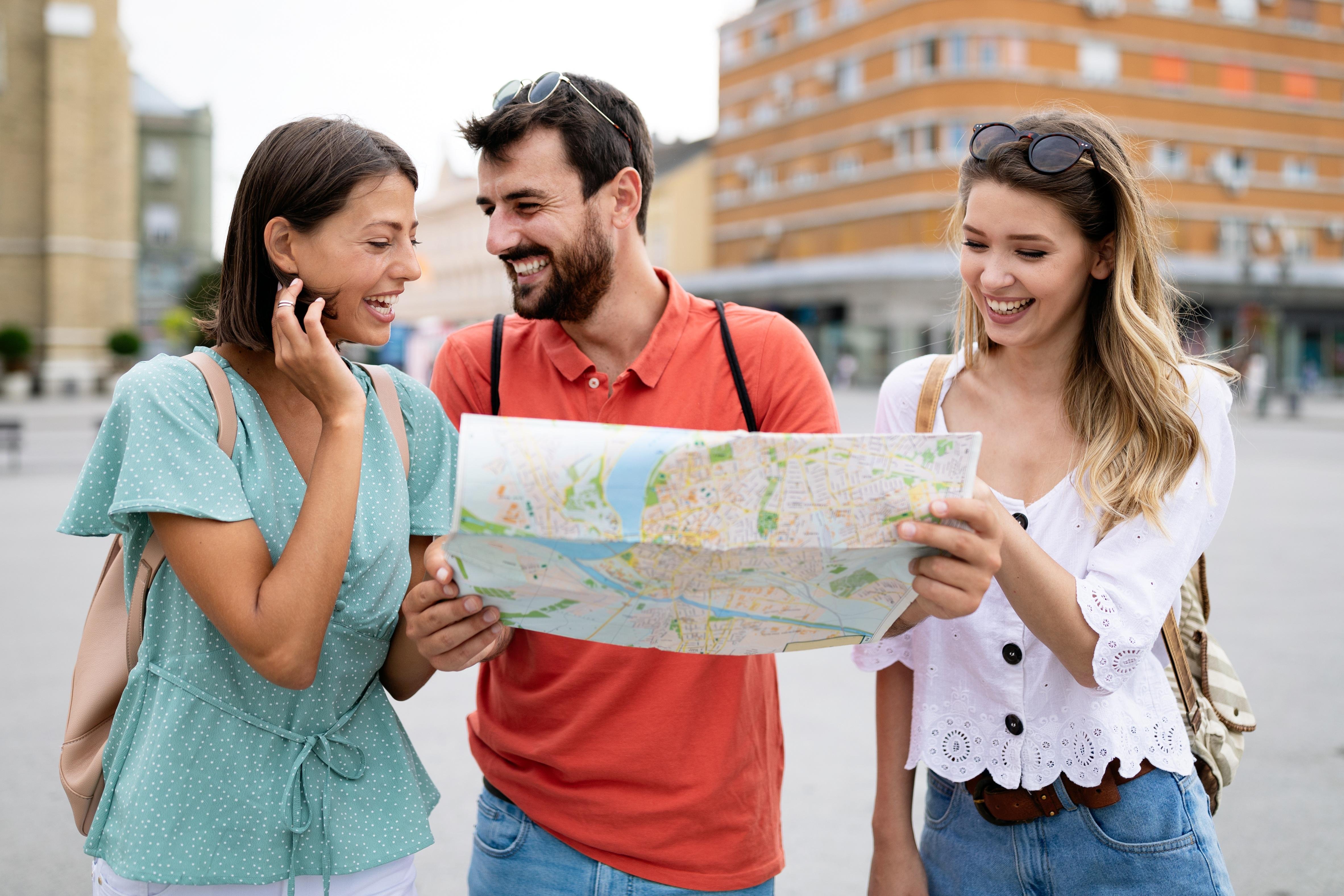 Milan to Lake Como: Small-Group Day Trip with Boat Cruise