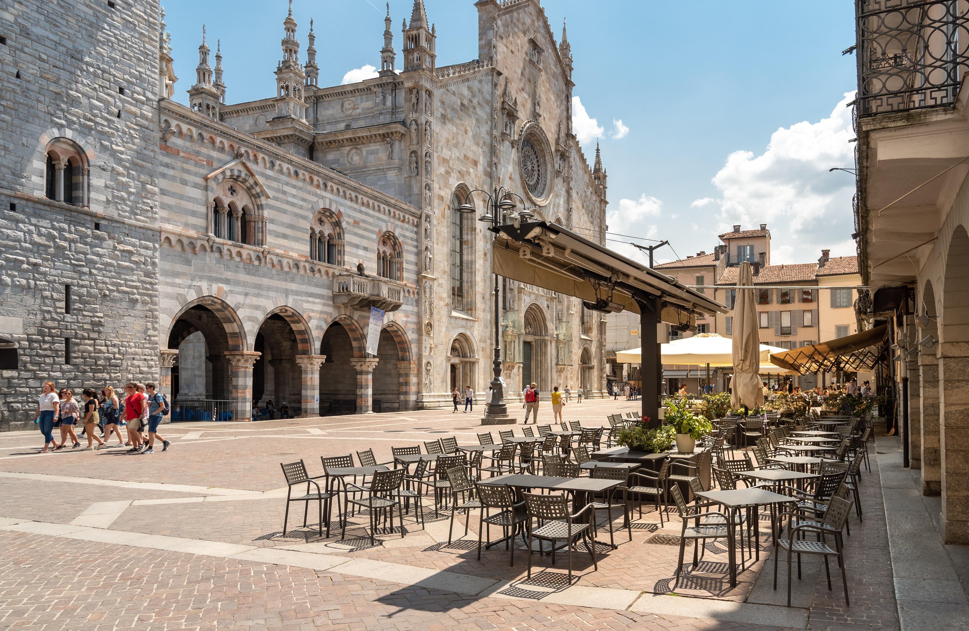 Milan to Lake Como: Small-Group Day Trip with Boat Cruise