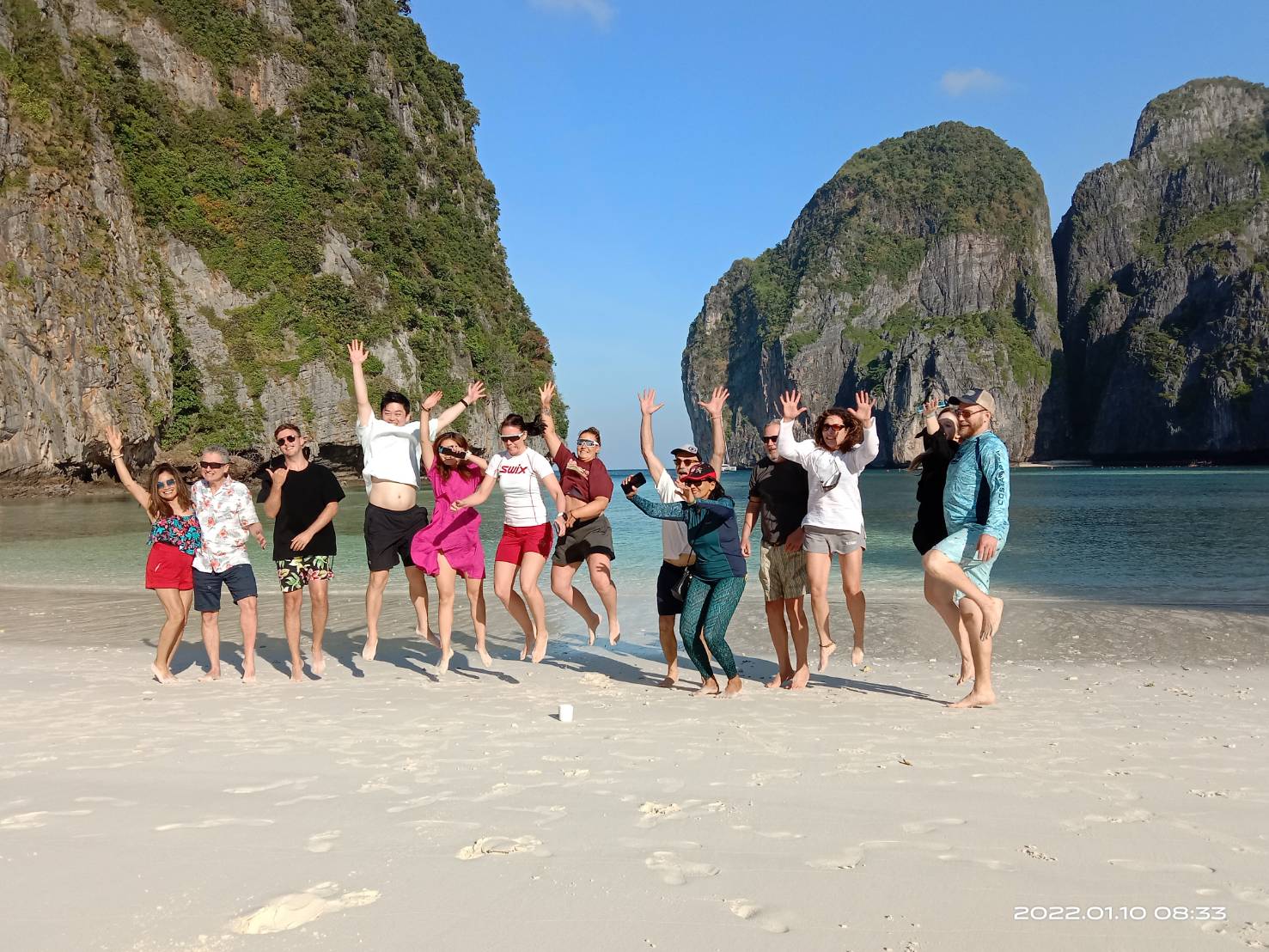 Phi Phi Islands Sunrise Speedboat Tour from Phuket
