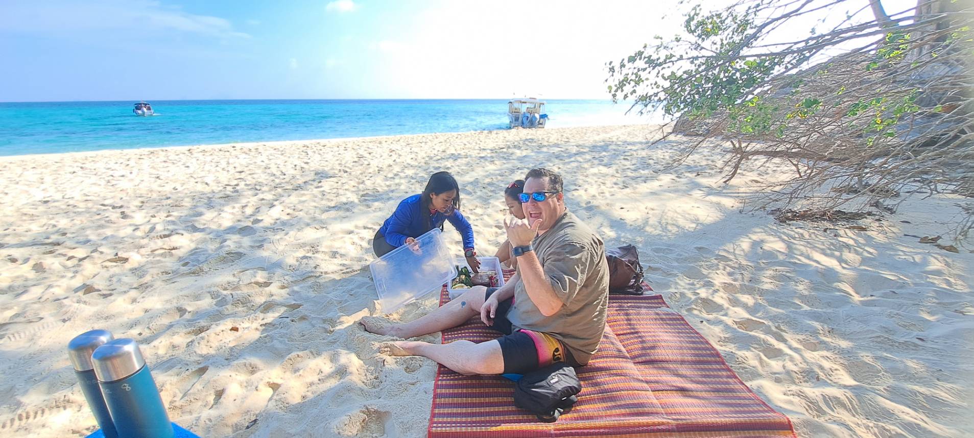 Phi Phi Islands Sunrise Speedboat Tour from Phuket