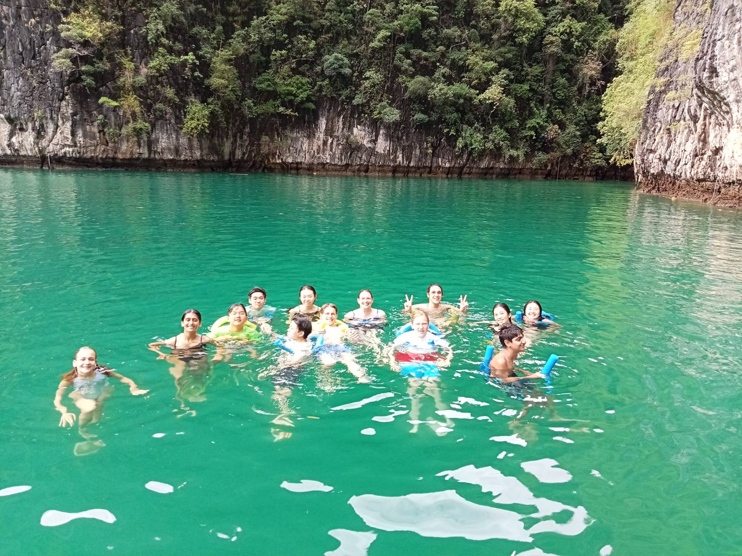 Phi Phi Islands Sunrise Speedboat Tour from Phuket