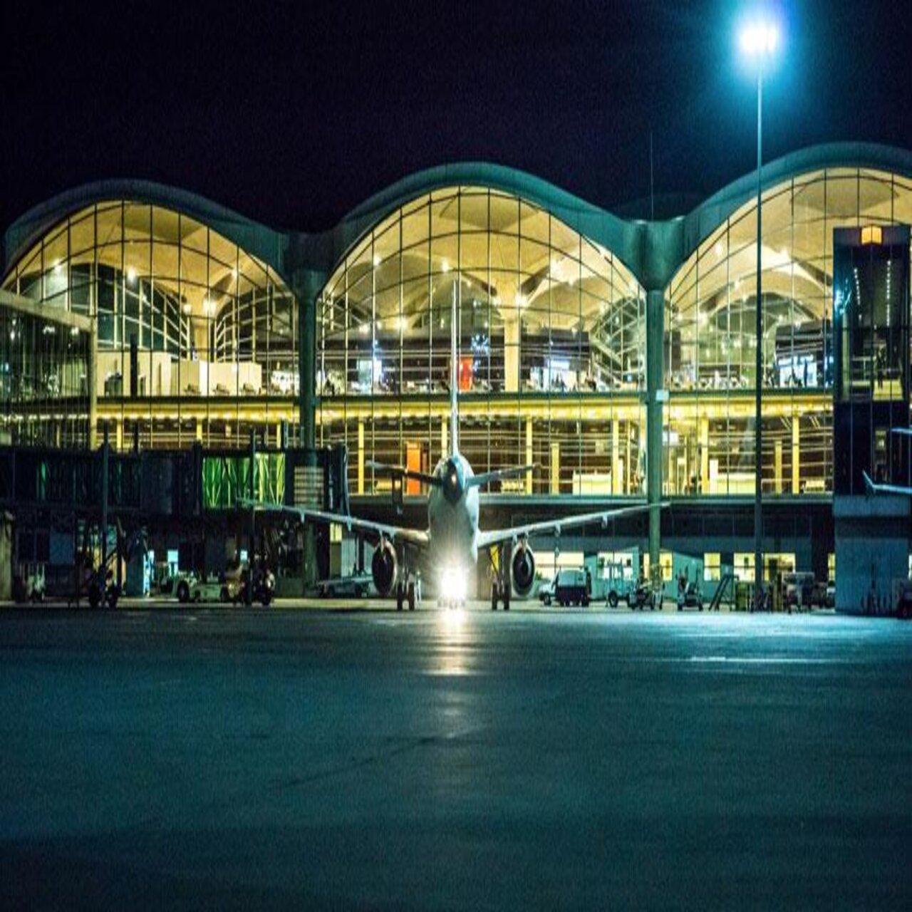 Private Airport Transfer: Amman to Queen Alia International Airport