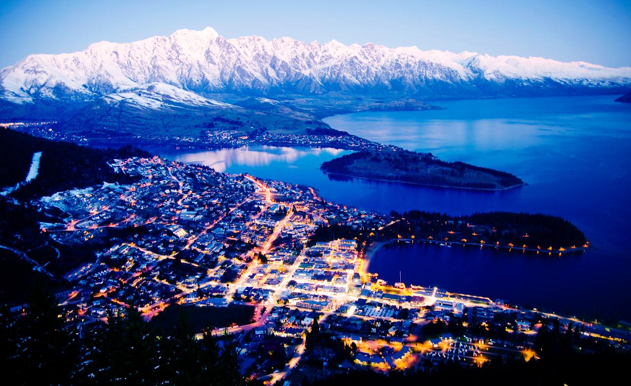 From Christchurch: Queenstown via Tekapo & Mt Cook Day Trip