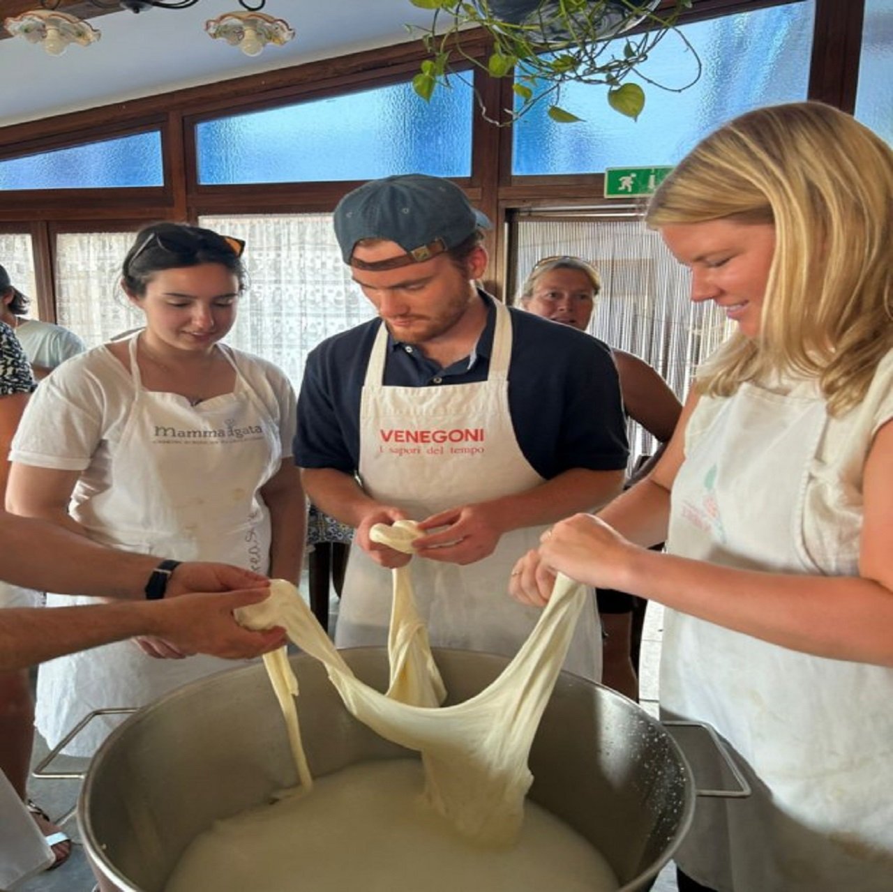 Amalfi Coast Farmhouse Cooking Class: Pasta, Tiramisù & Mozzarella