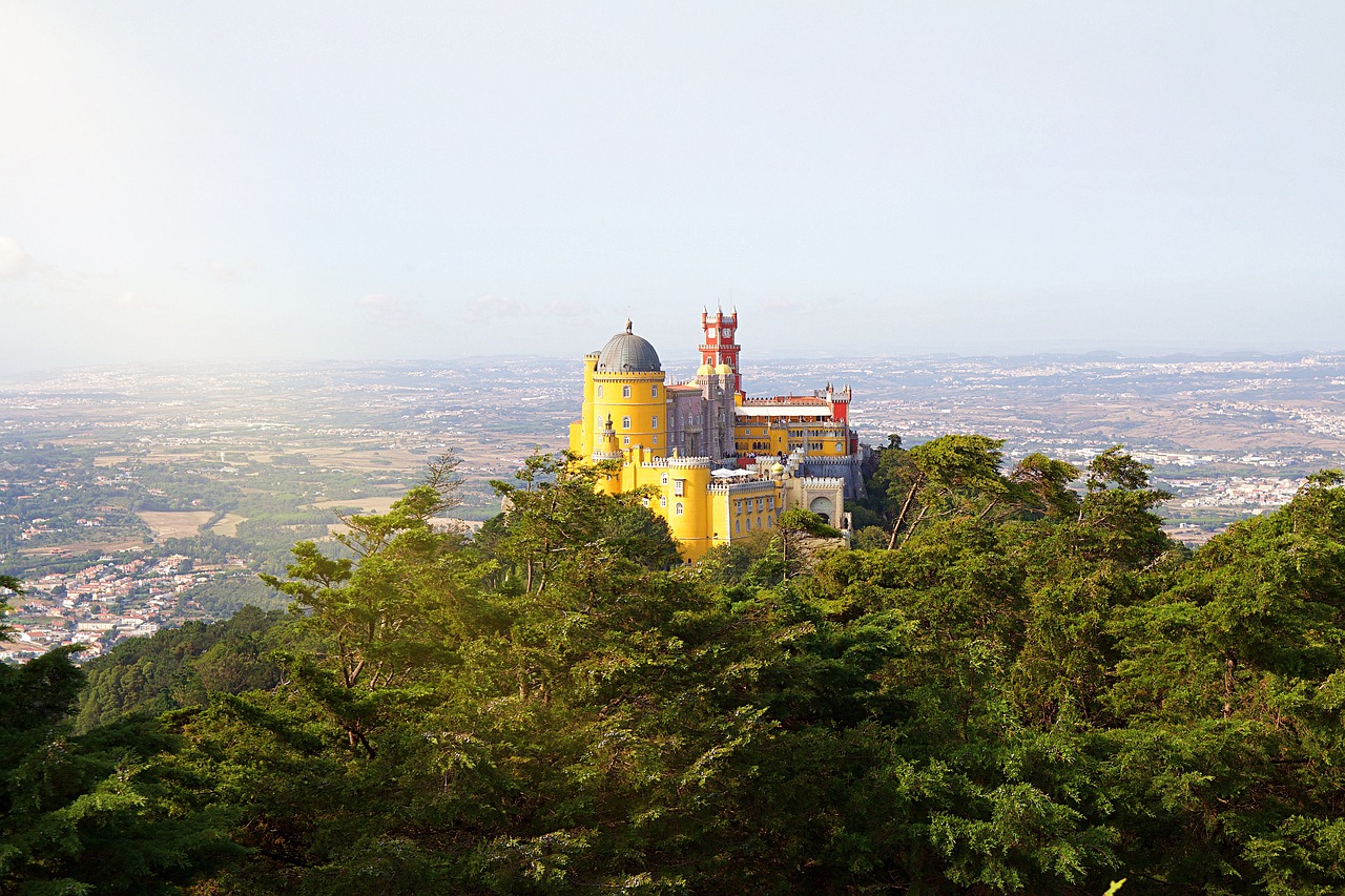 Sintra Half-Day Small-Group Tour with Licensed Guide