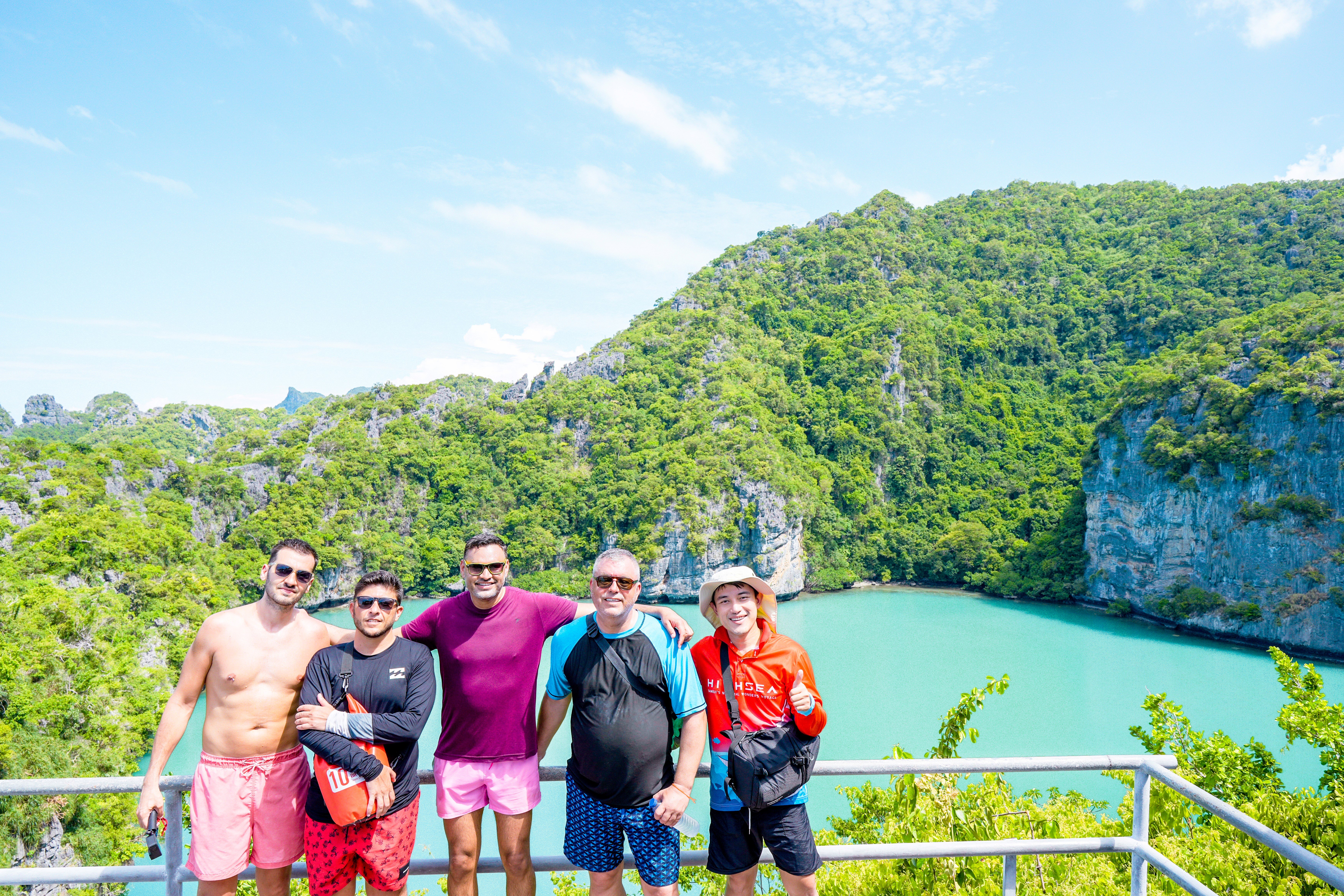 Mu Ko Ang Thong National Park Cruise & Optional Kayaking