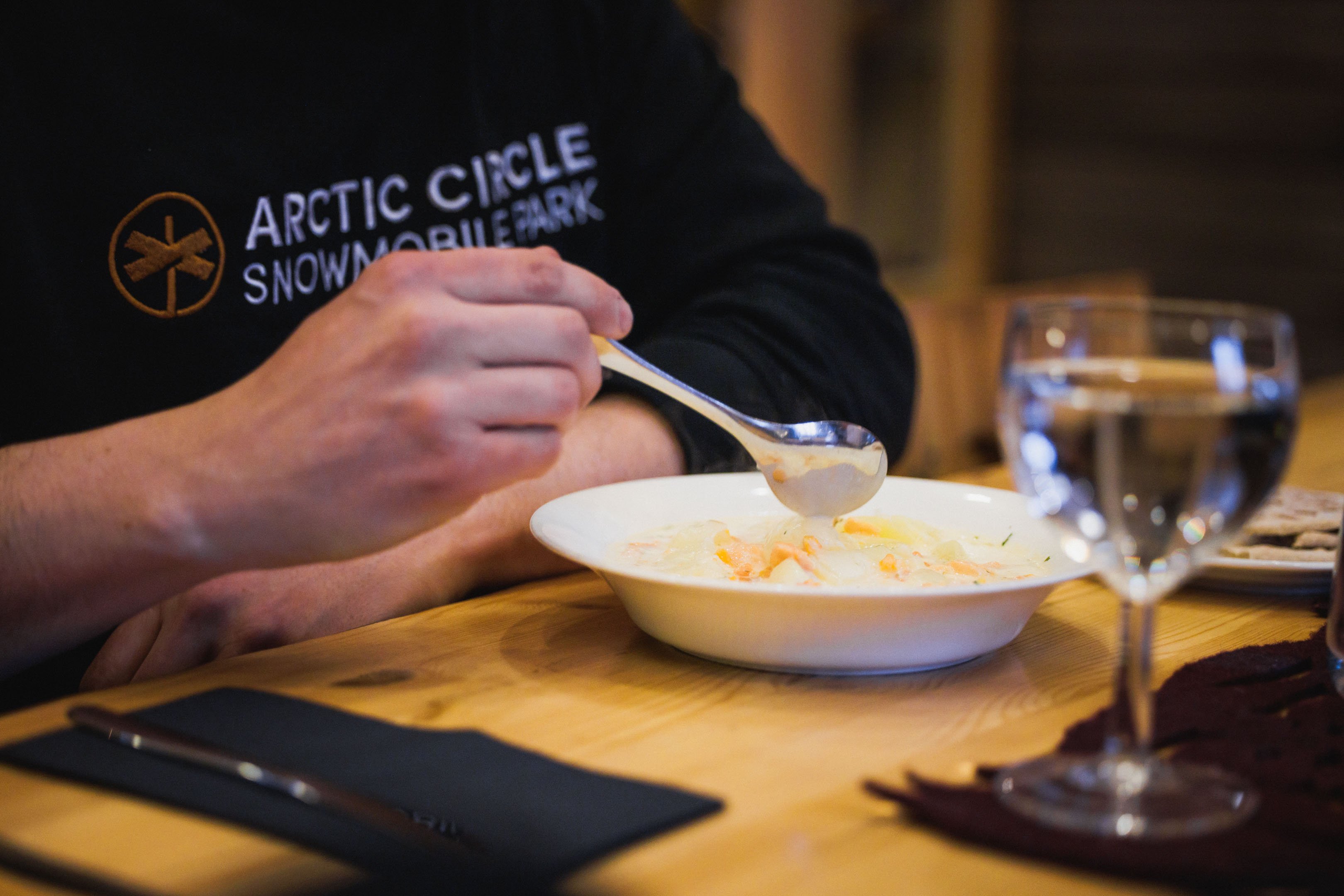 Rovaniemi Arctic Day: Reindeer Sleigh, Husky Ride & Santa's Village