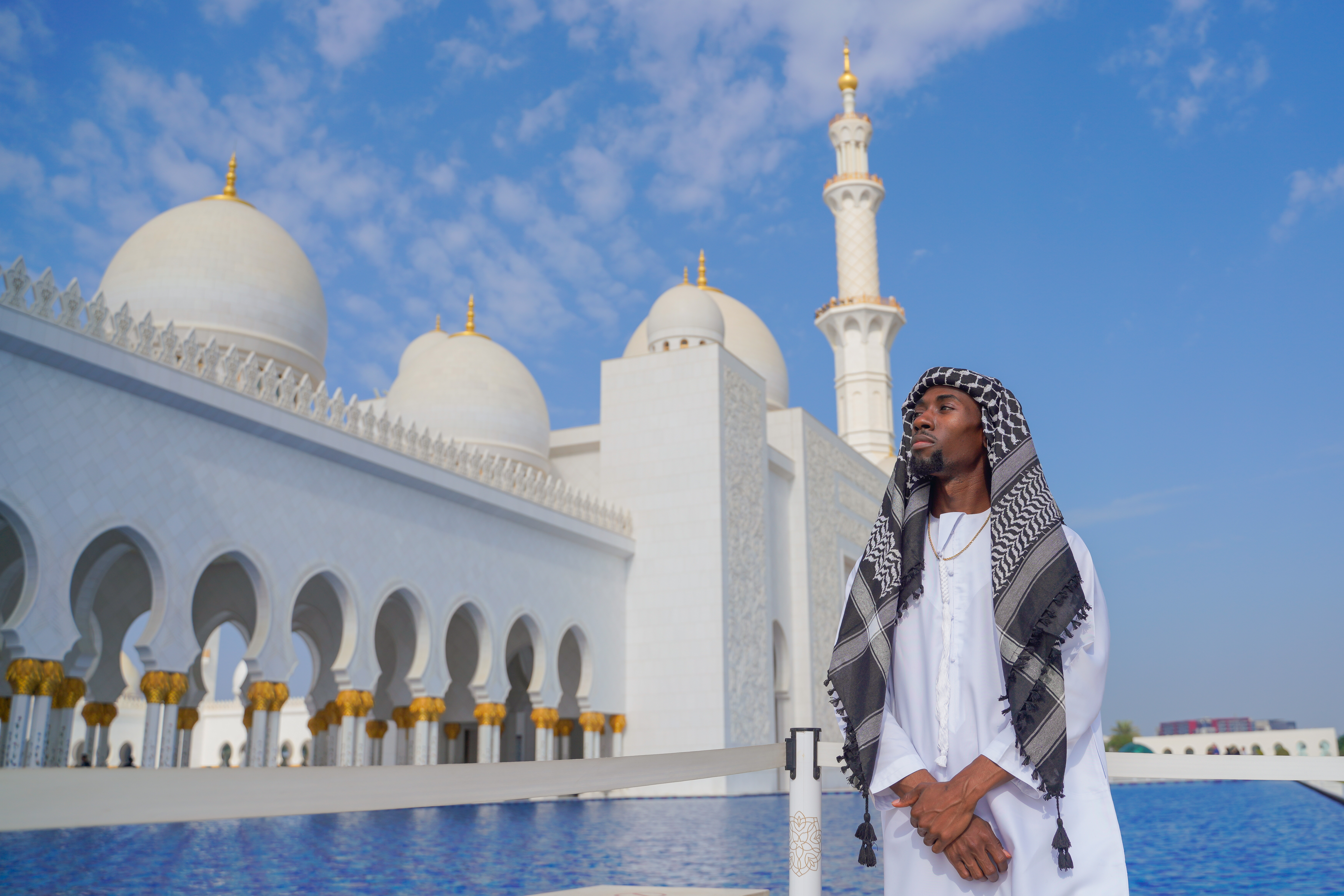 Abu Dhabi Icons: Grand Mosque, Presidential Palace & Etihad Towers