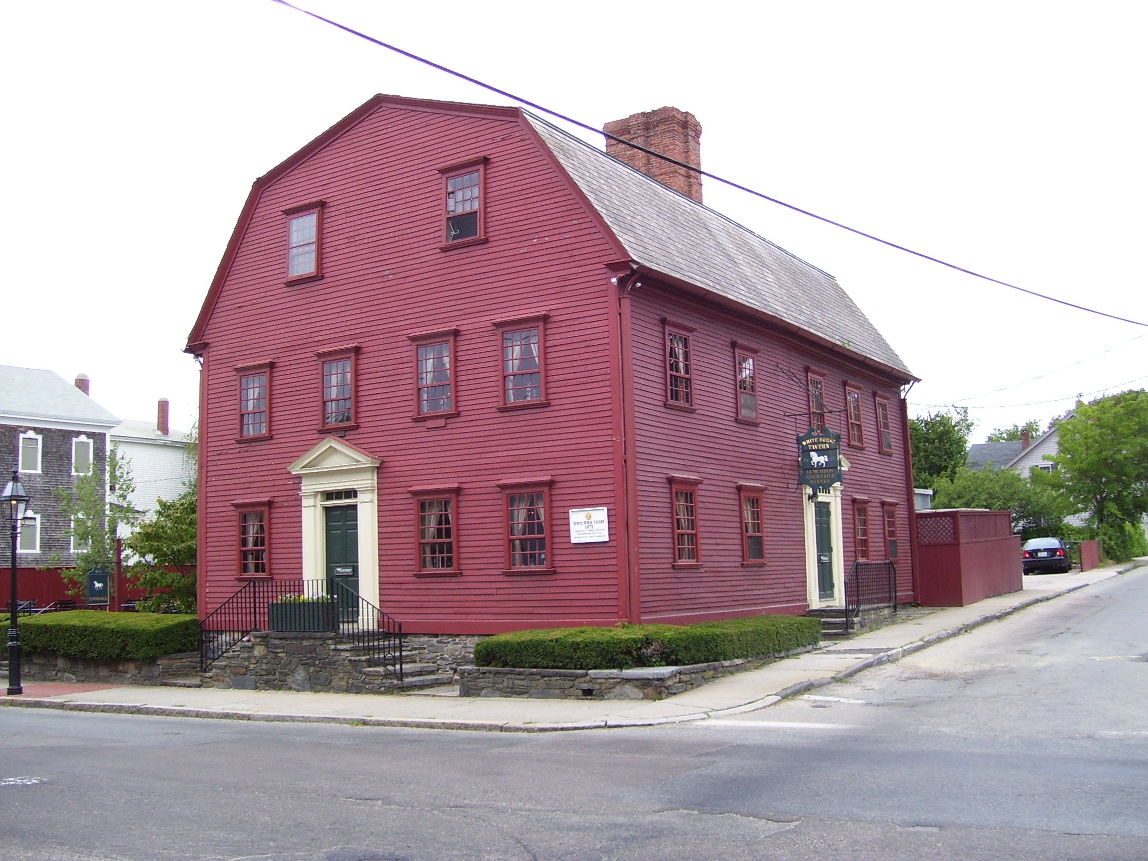 Newport Paranormal Ghost Walking Tour