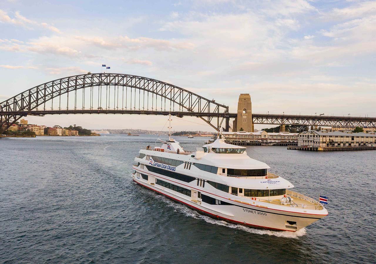 Sydney Harbour Cruise with Charcuterie & Drinks