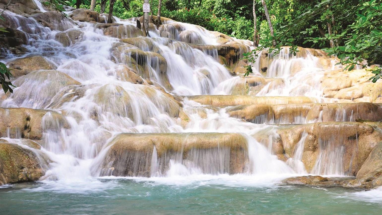 Ultimate Jamaica: Bob Marley’s Nine Mile, Dunn’s River & Luminous Lagoon