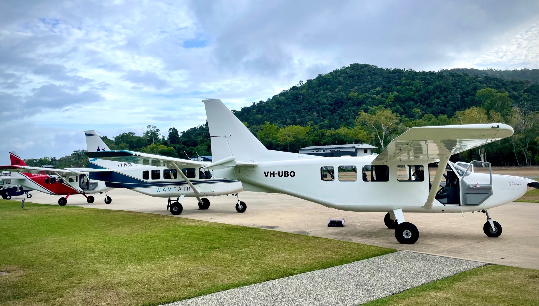 Whitsundays & Heart Reef Scenic Flight from Airlie Beach