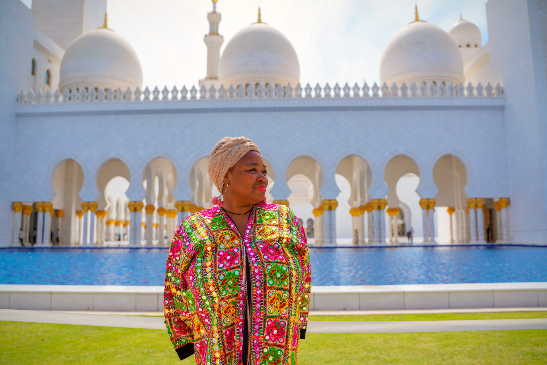 Dubai to Abu Dhabi: Sheikh Zayed Grand Mosque Guided Day Tour