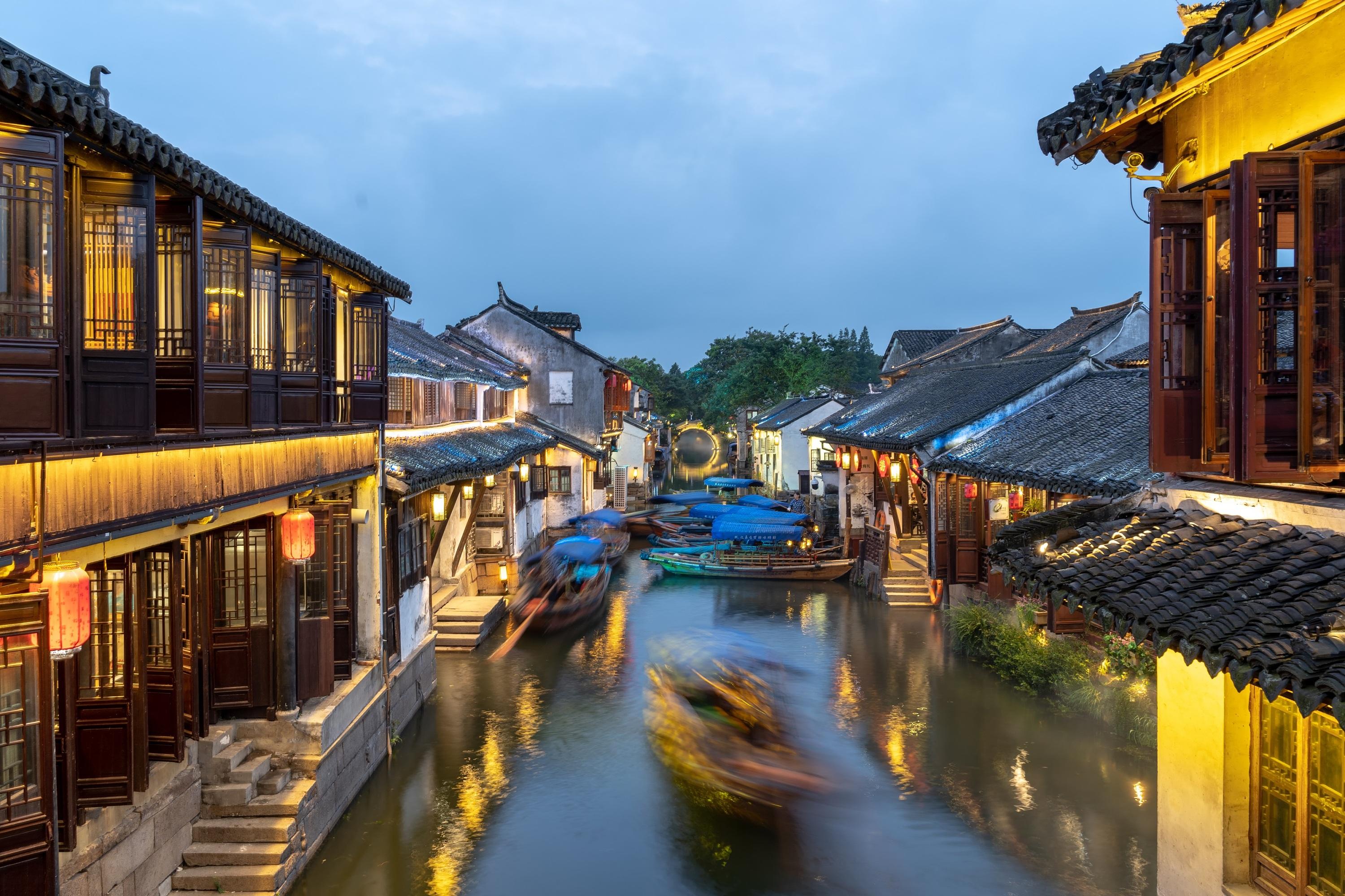 Private Zhujiajiao Water Town Tour with Boat Ride from Shanghai