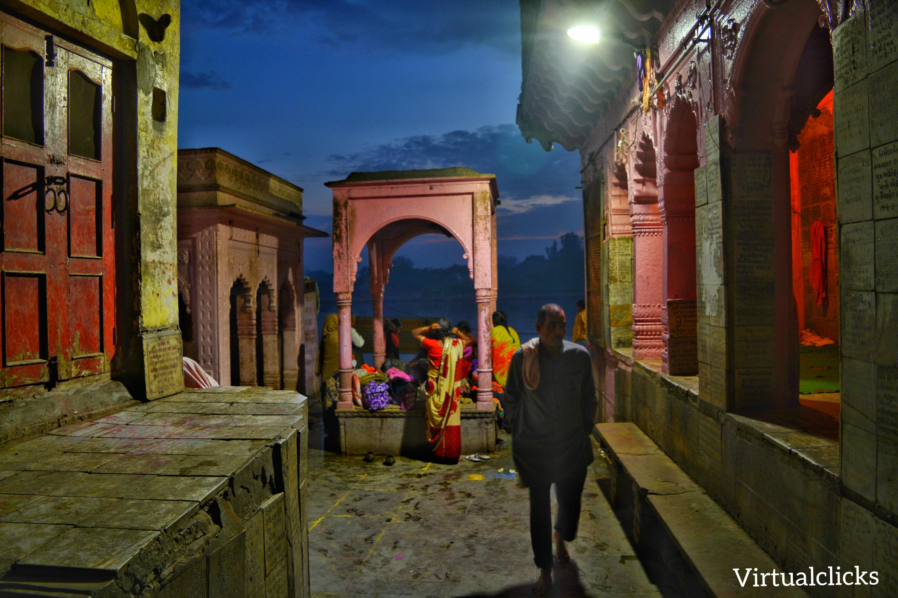 Private Full-Day Mathura & Vrindavan Pilgrimage from Delhi