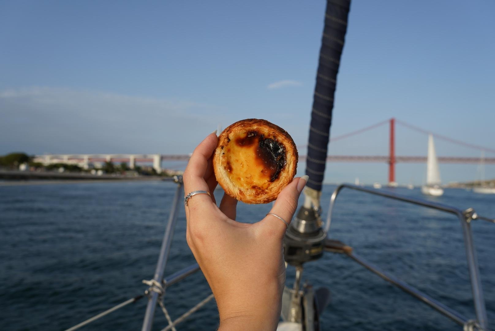 Lisbon Tagus River Sailing Cruise with Wine (Day or Sunset)