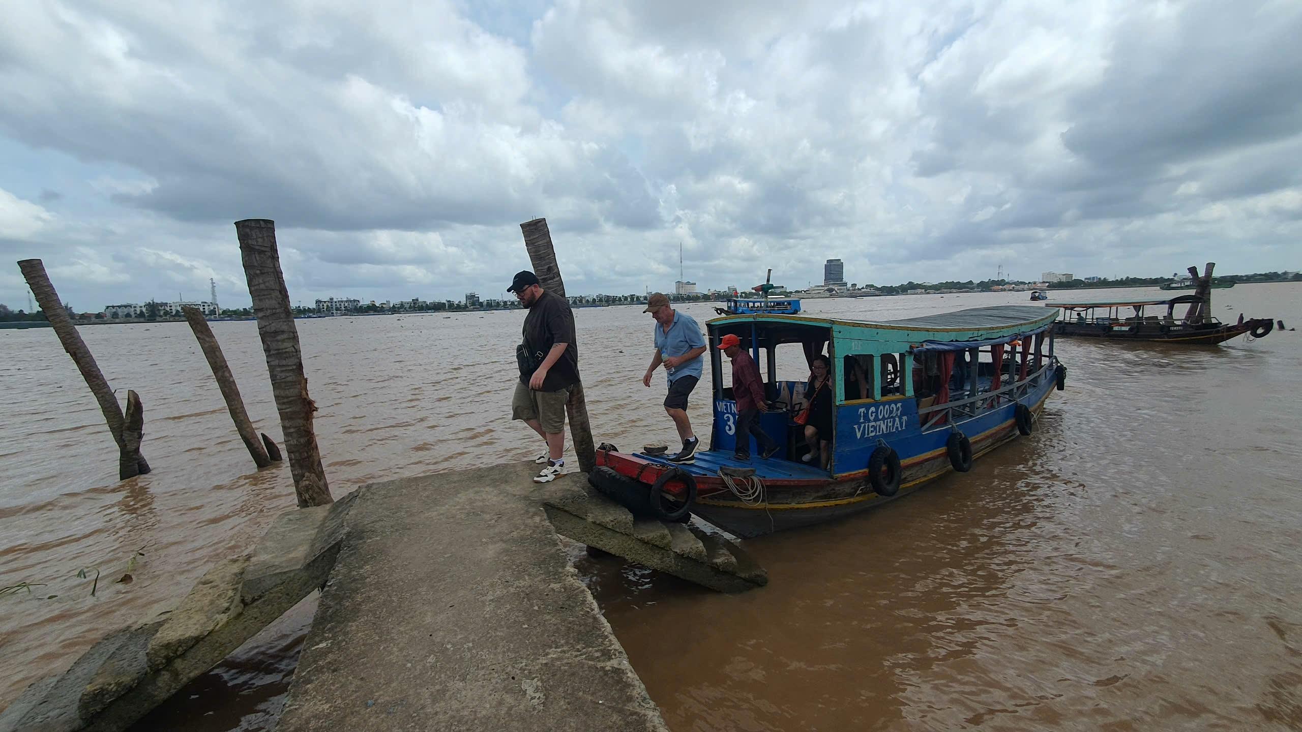 Mekong Delta & Ben Tre Village Full-Day Escape