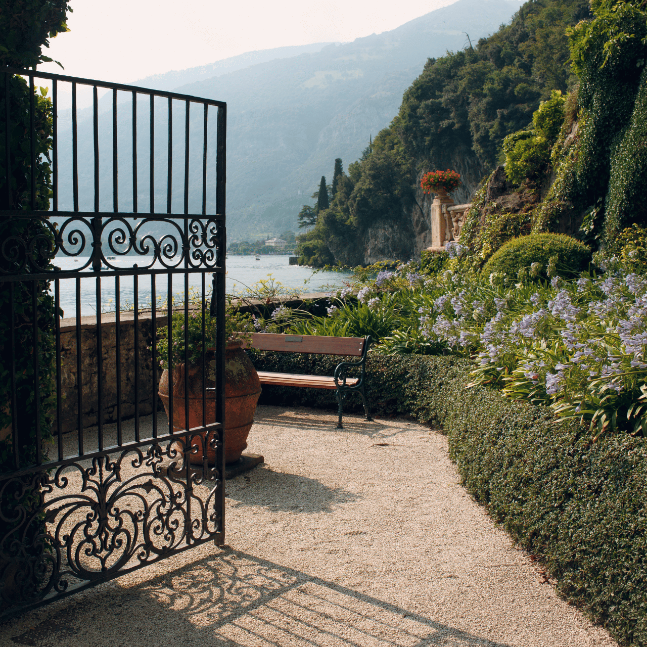 Lake Como: Villa del Balbianello Gardens & Ferry Package