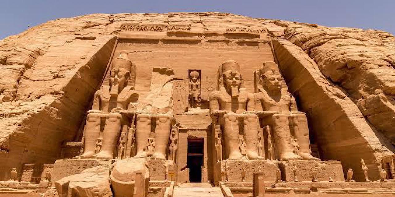 5-Day Private Egyptian Explorer: Pyramids, Nile Cruise & Abu Simbel