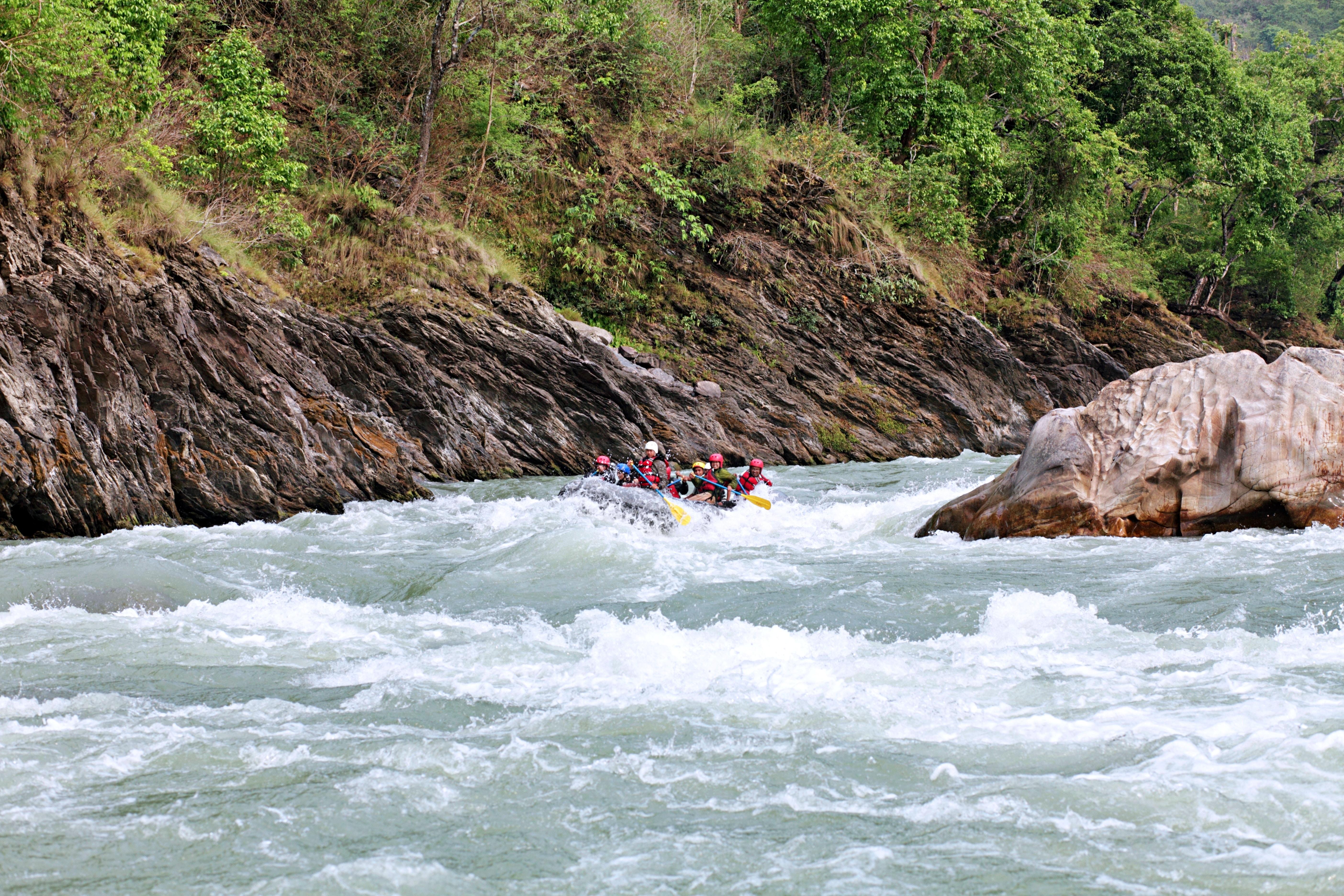 Pokhara: Upper Seti Rafting & Paragliding Combo