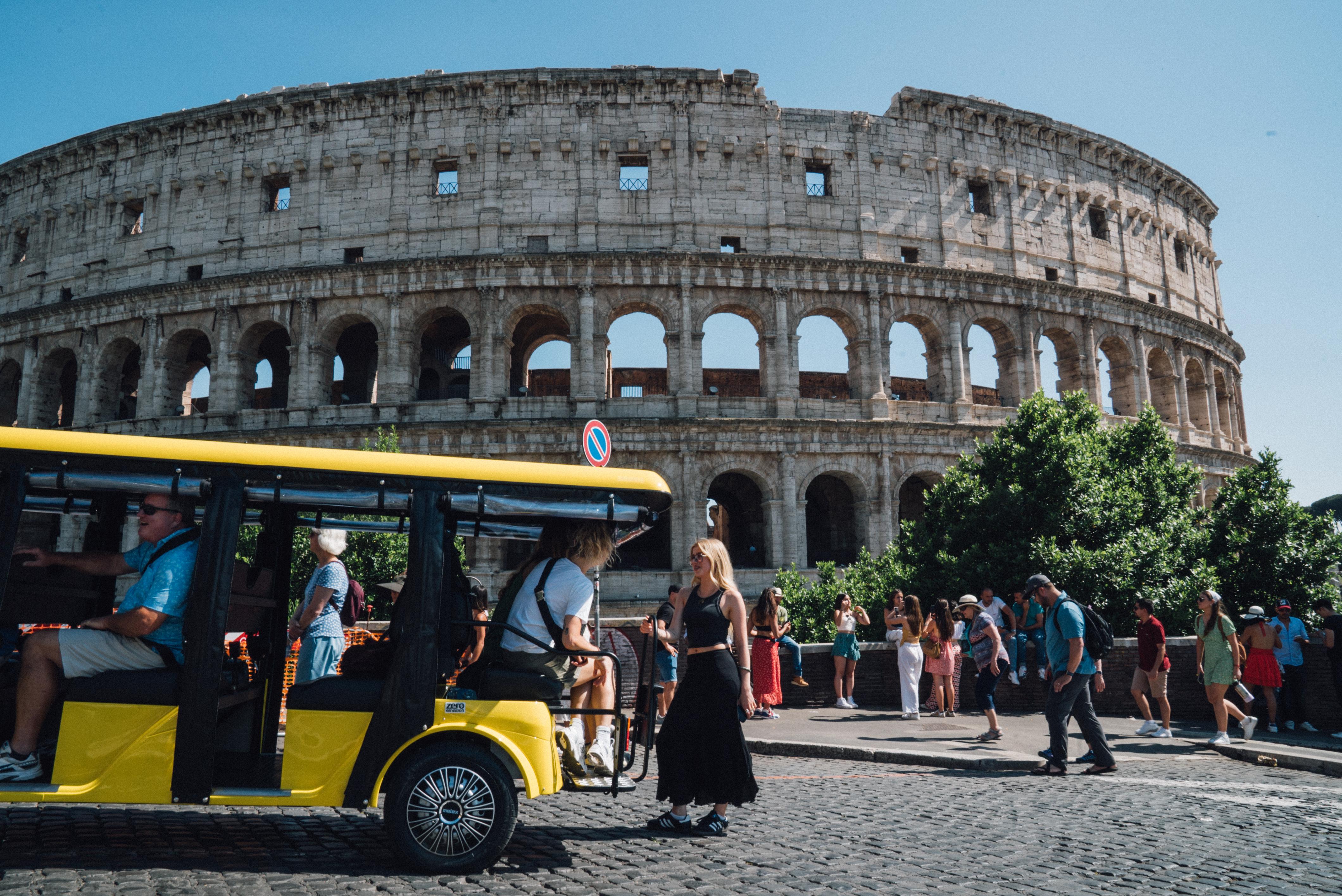 Rome Highlights Guided Tour by Electric Golf Cart