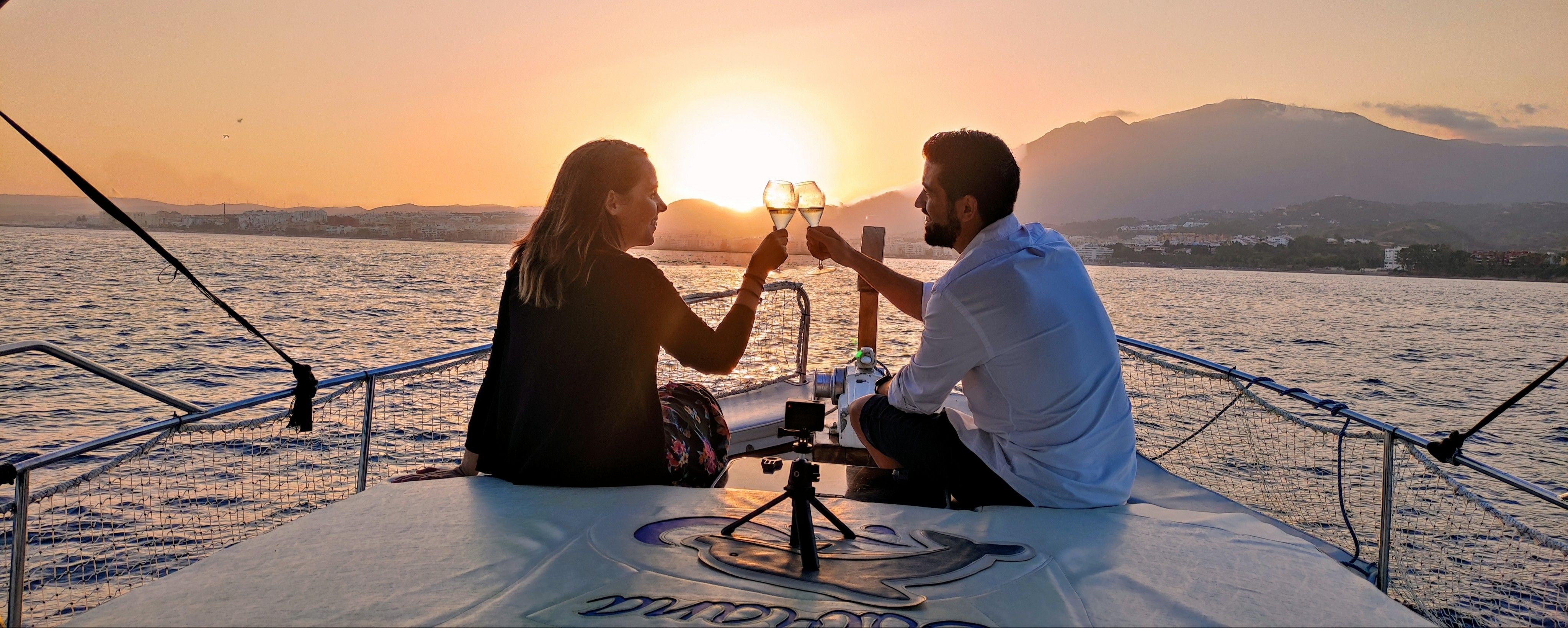 Estepona Sunset Sailing with Cava & Tapas