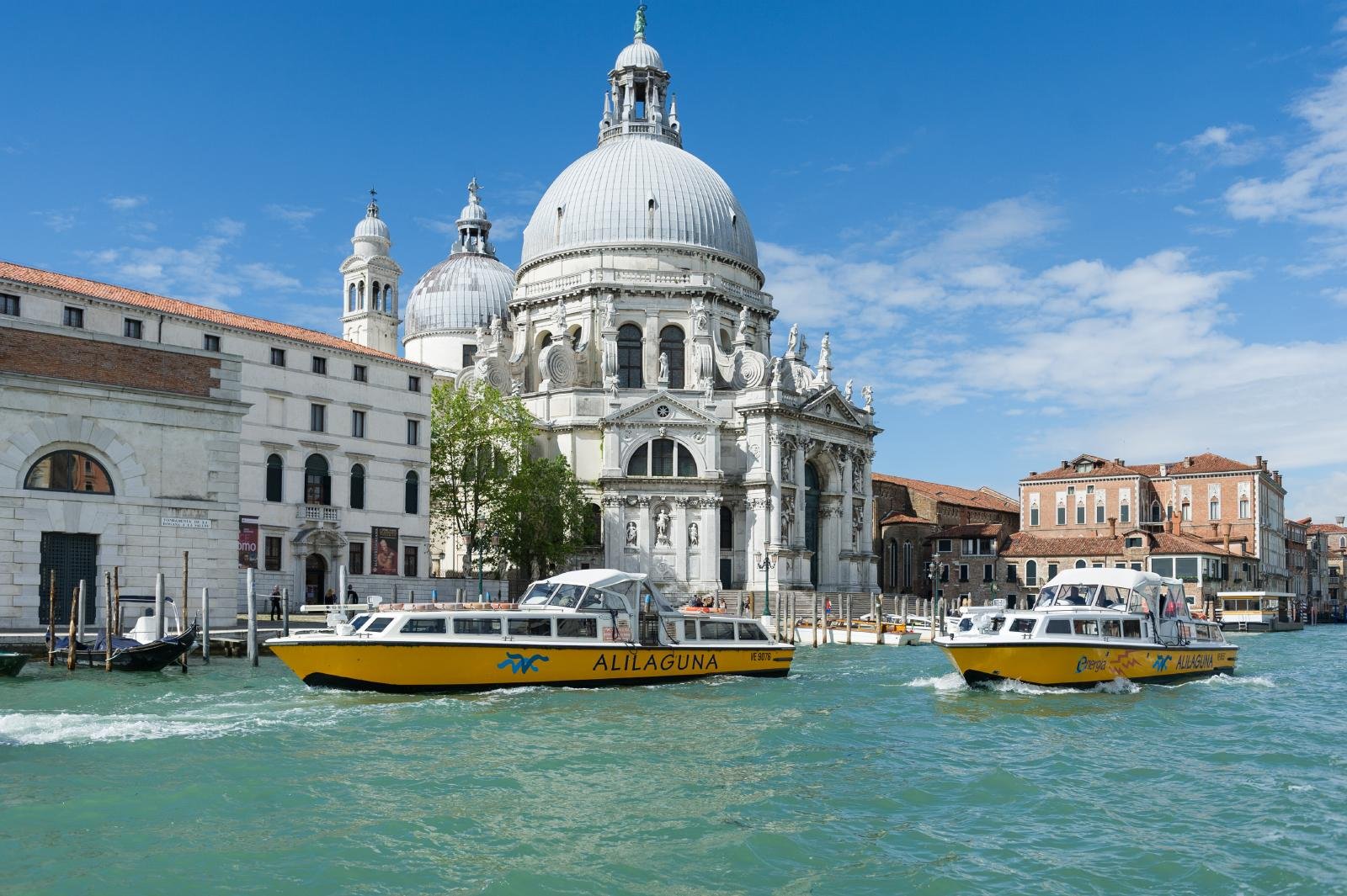 Venice Marco Polo Airport Boat Transfer – 3 Scenic Routes