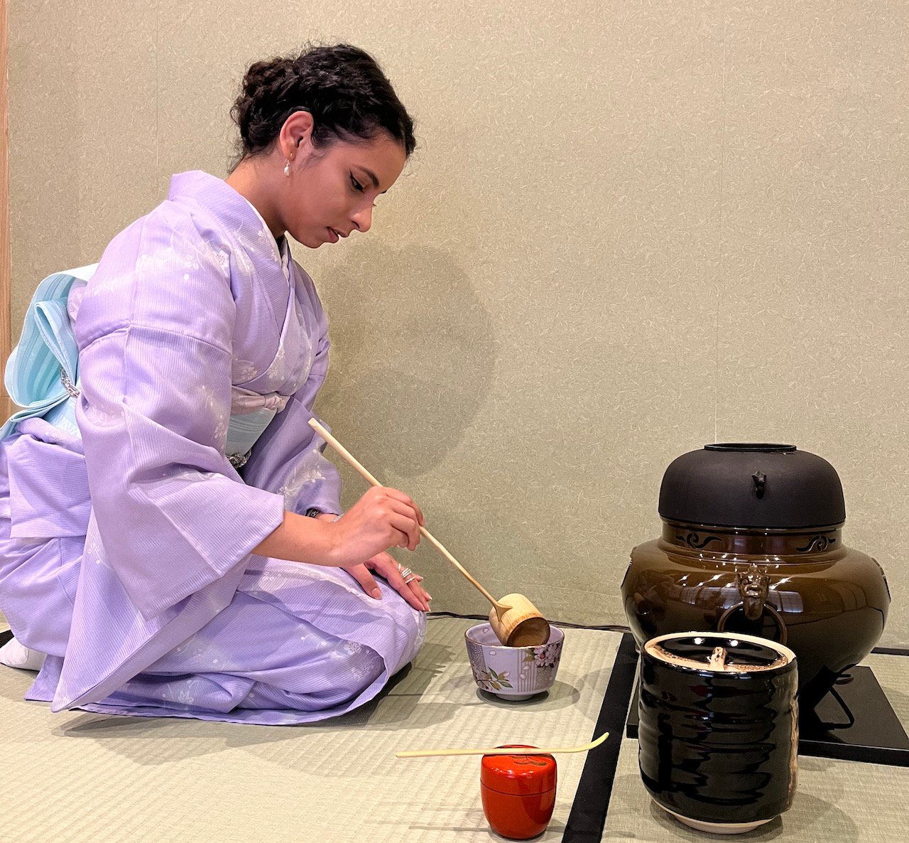 Traditional Matcha Tea Ceremony in Downtown Osaka