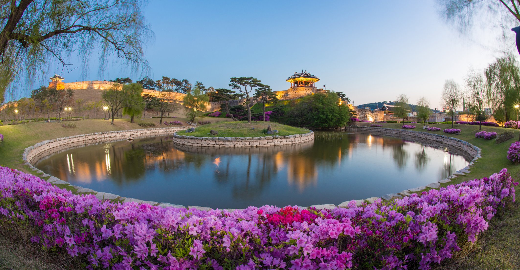 From Seoul: Suwon Hwaseong Fortress Night Tour