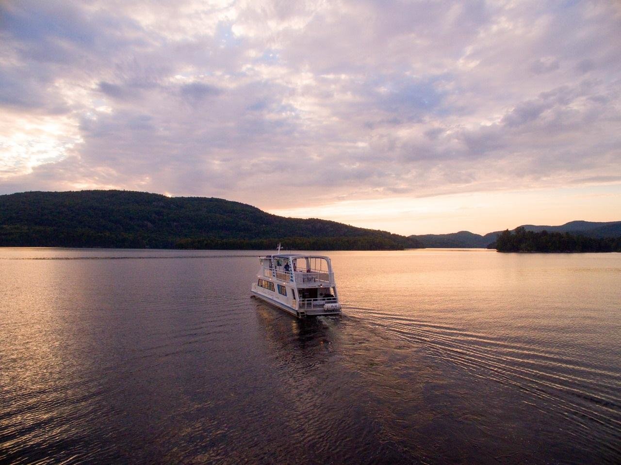 Mont-Tremblant Lake Scenic Cruise