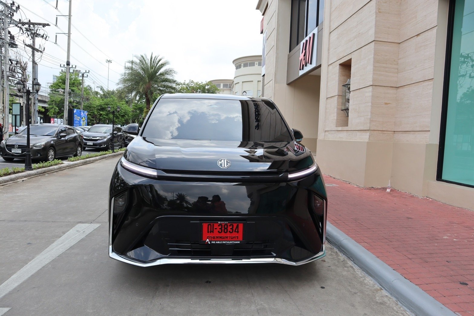 Bangkok Private Luxury Chauffeur Service