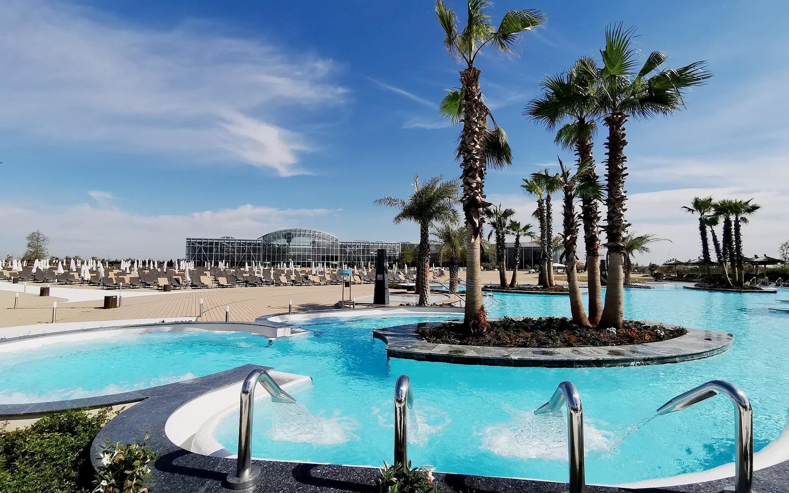 Therme Bucharest Wellness Escape: Round-Trip Transport & Entry