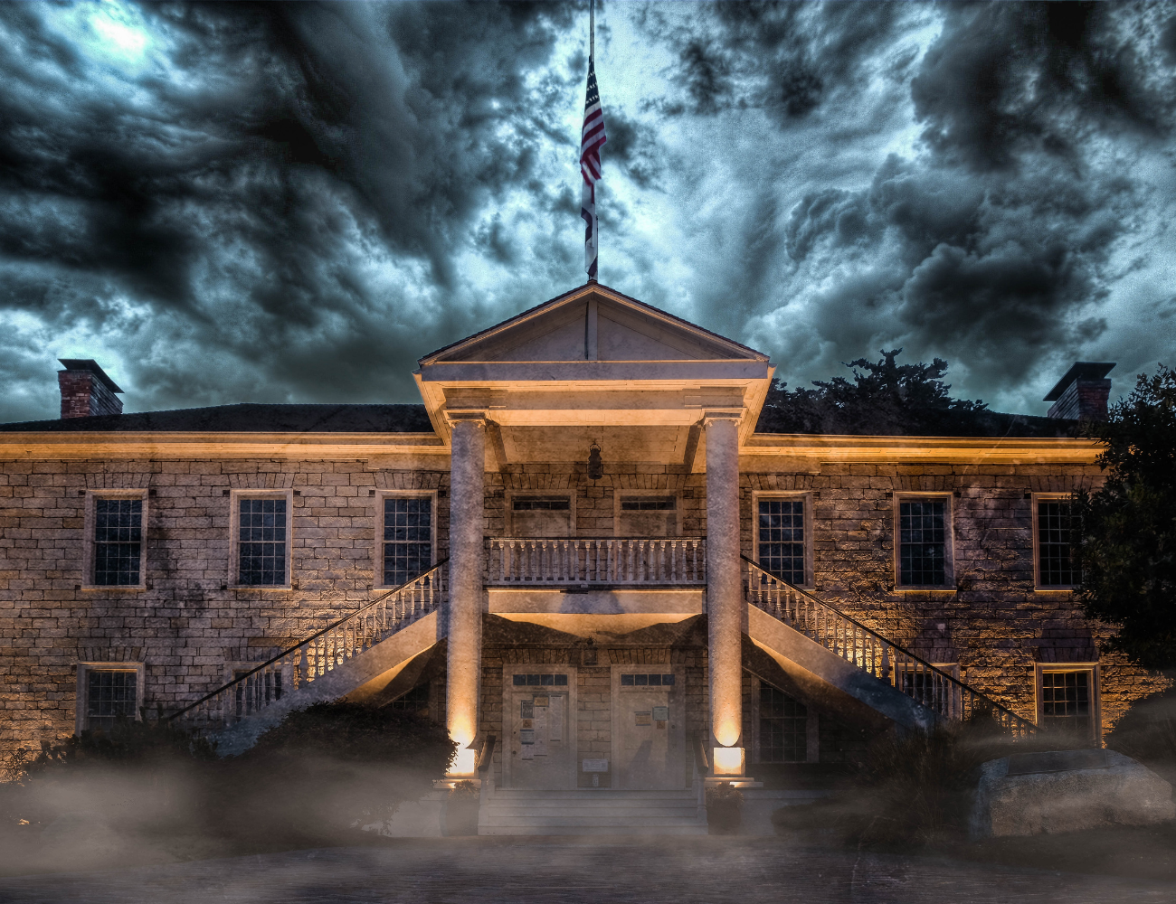 Monterey Ghost Tours: Mist, Mayhem & Murder