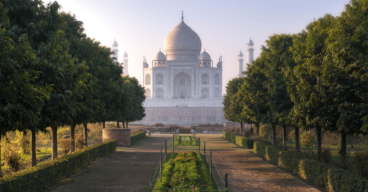 Private Taj Mahal & Agra Luxury Day Tour from Delhi