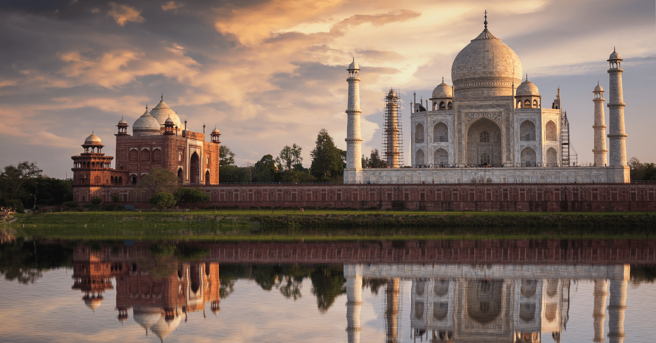 Private Taj Mahal & Agra Luxury Day Tour from Delhi